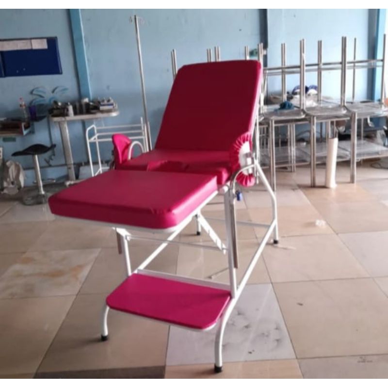 bed gyn / kursi obgyn pipa besi