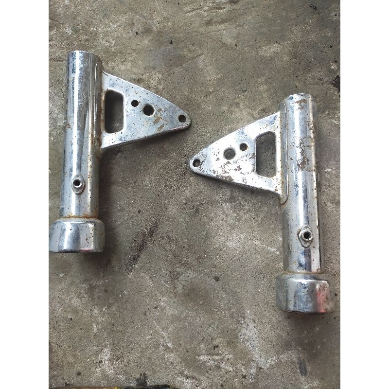 kupingan breaket breket pangkon dudukan lampu headlamp gl100 gl125 ori copotan
