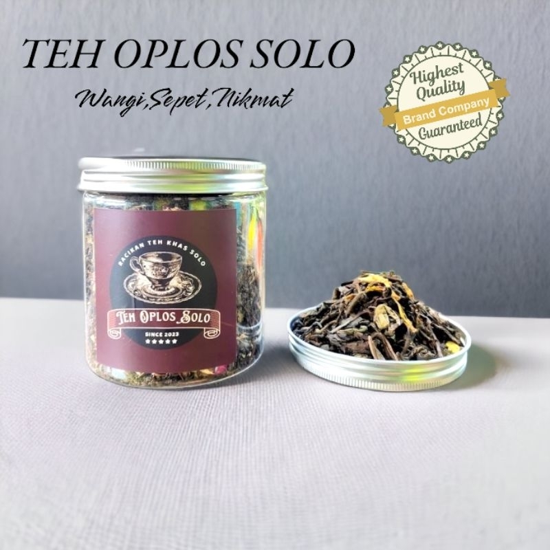 

Teh Oplos Solo Racikan Teh Khas Solo