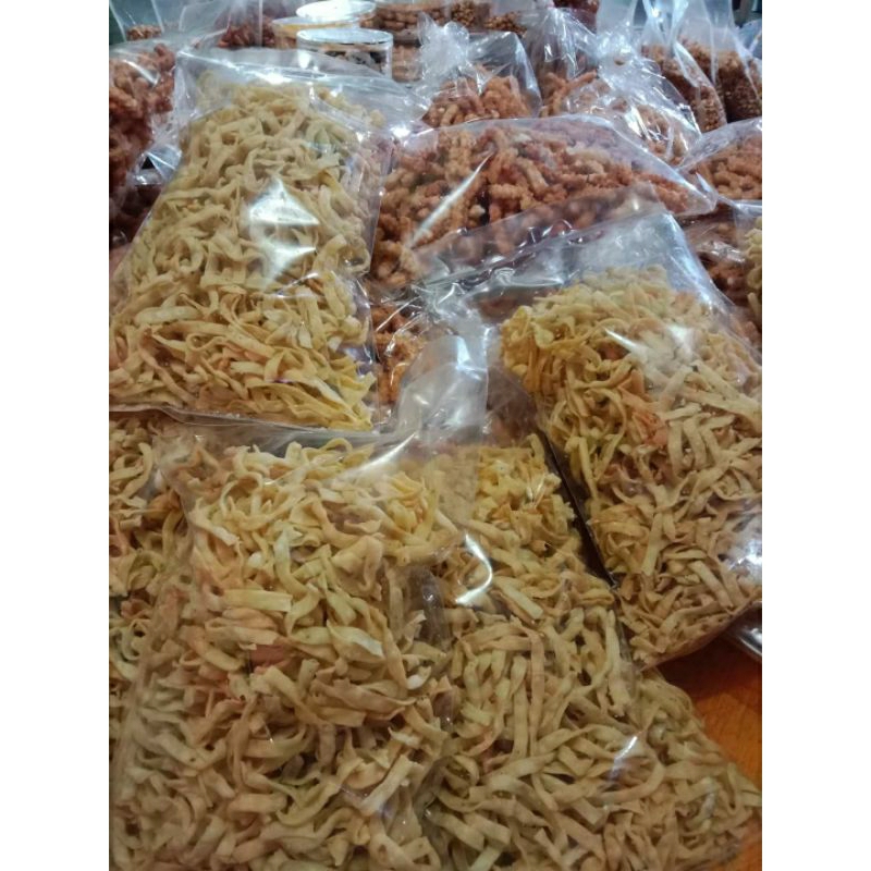 

Kue Bawang