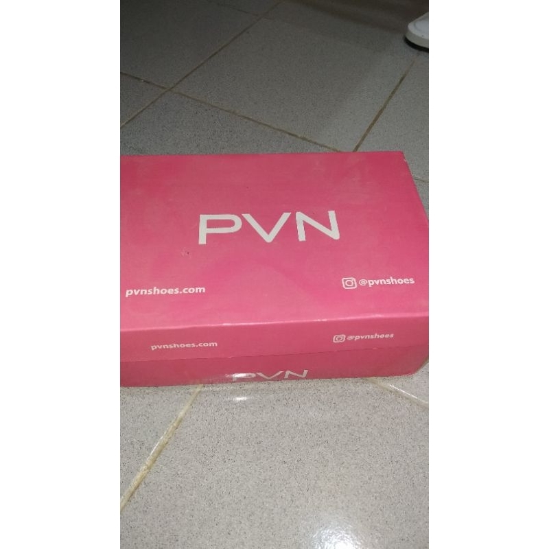 Preloved Sepatu PVN