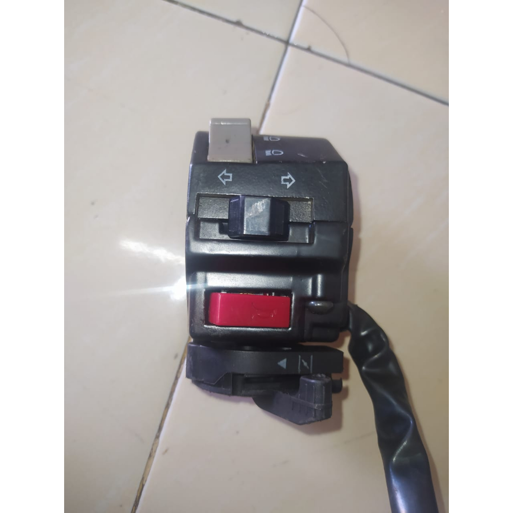Holder Kiri Yamaha Crypton Bekas