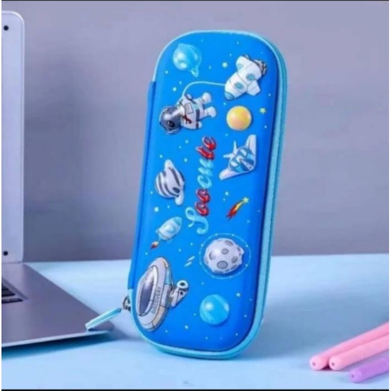 

Tempat Pensil Kekinian / Tempat Pensil Hard Cover