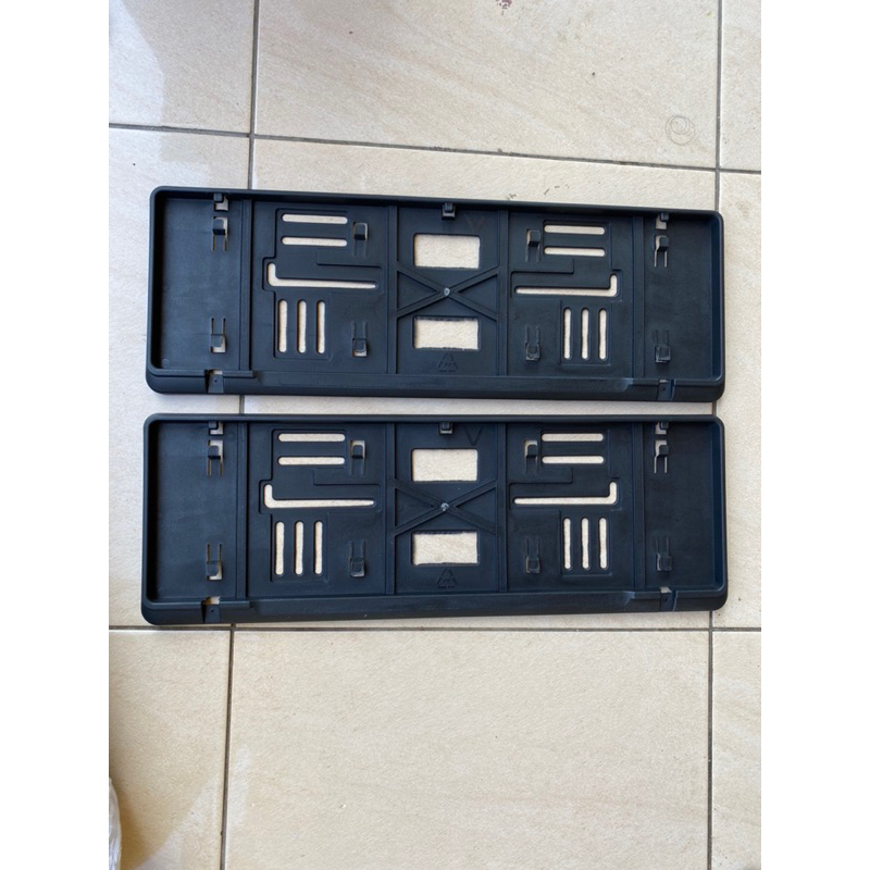 Dudukan / Tatakan Plat Nomor Mobil JDM Carbon Warna Merah Silver Biru