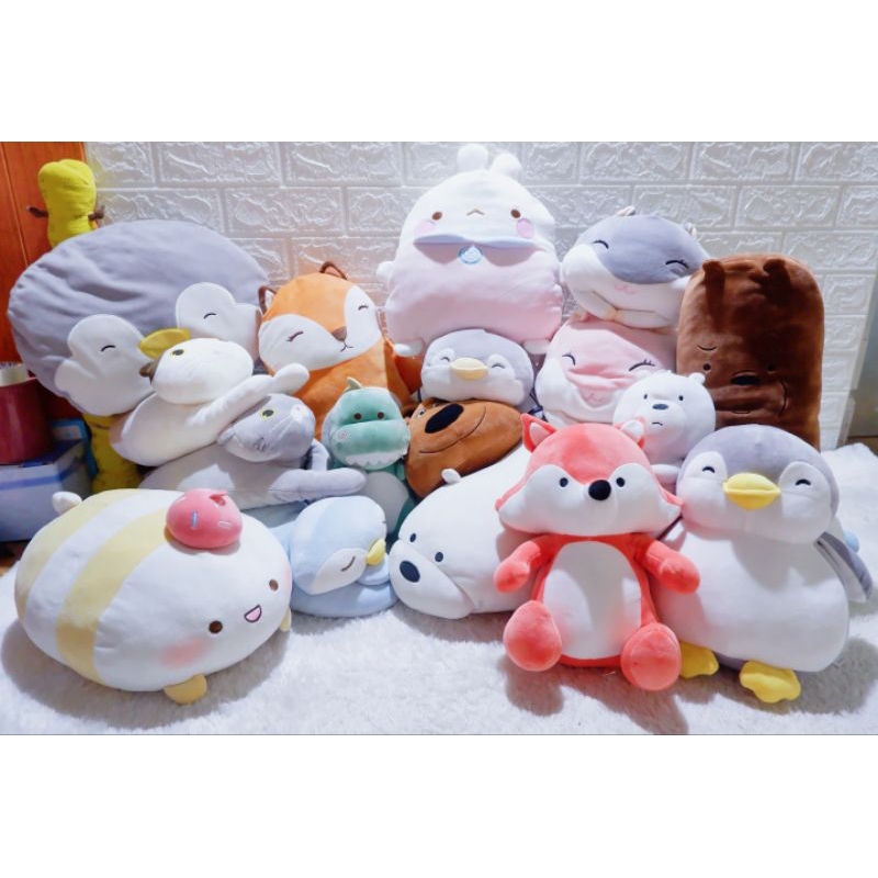 Boneka bantal brand miniso dan bahan miniso awan pinguin ikan shiba kucing rubah fox itik bebek pig 