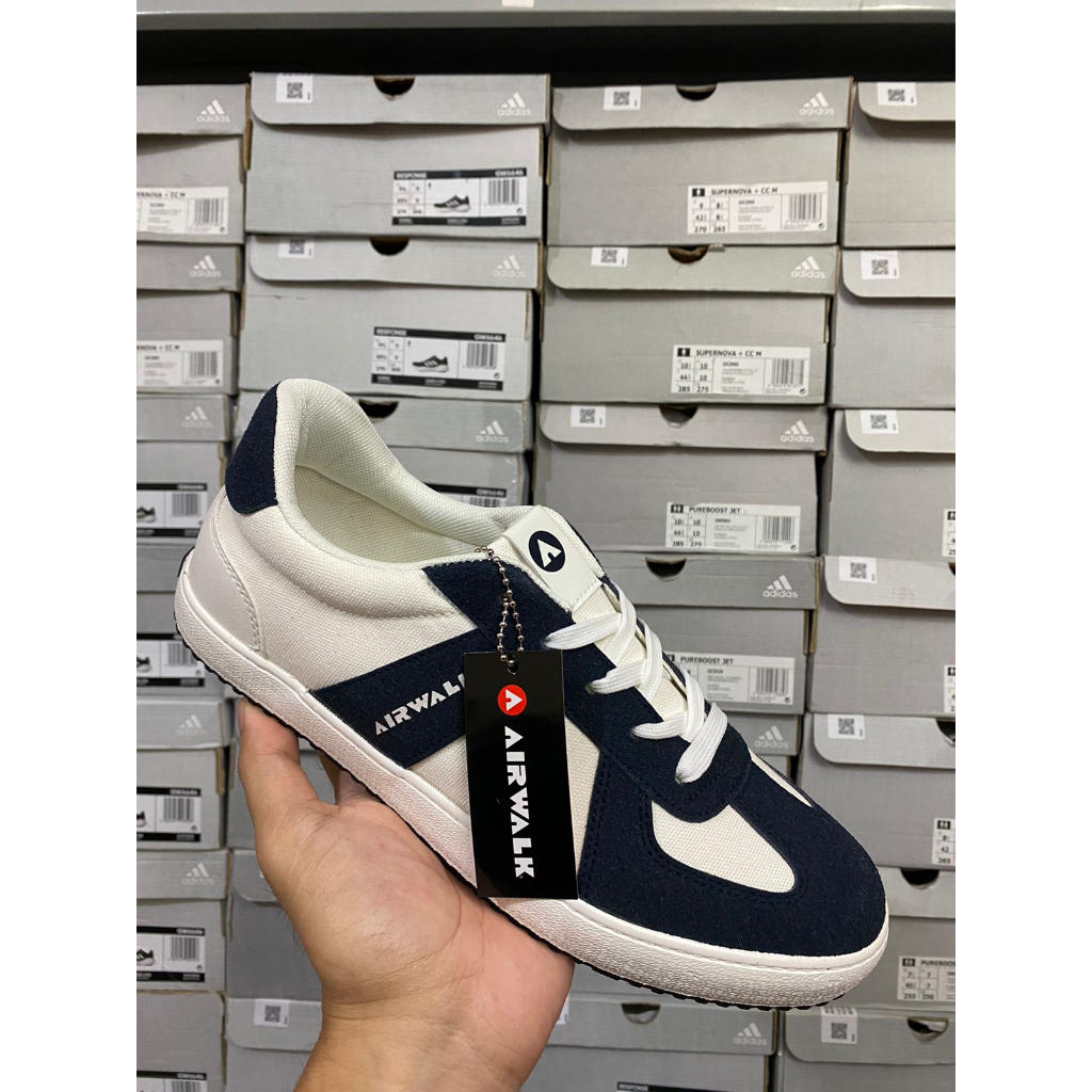 Aiwalk Raddly White/Navy Men's Shoes Original