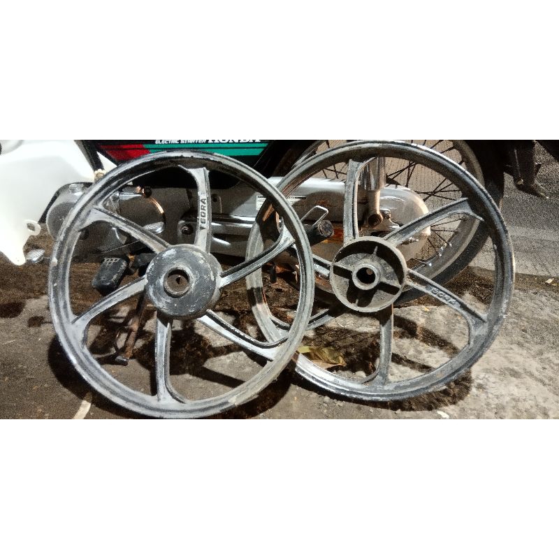 velg bintang palang 6 tromol ring 17 honda astrea merek roso racing