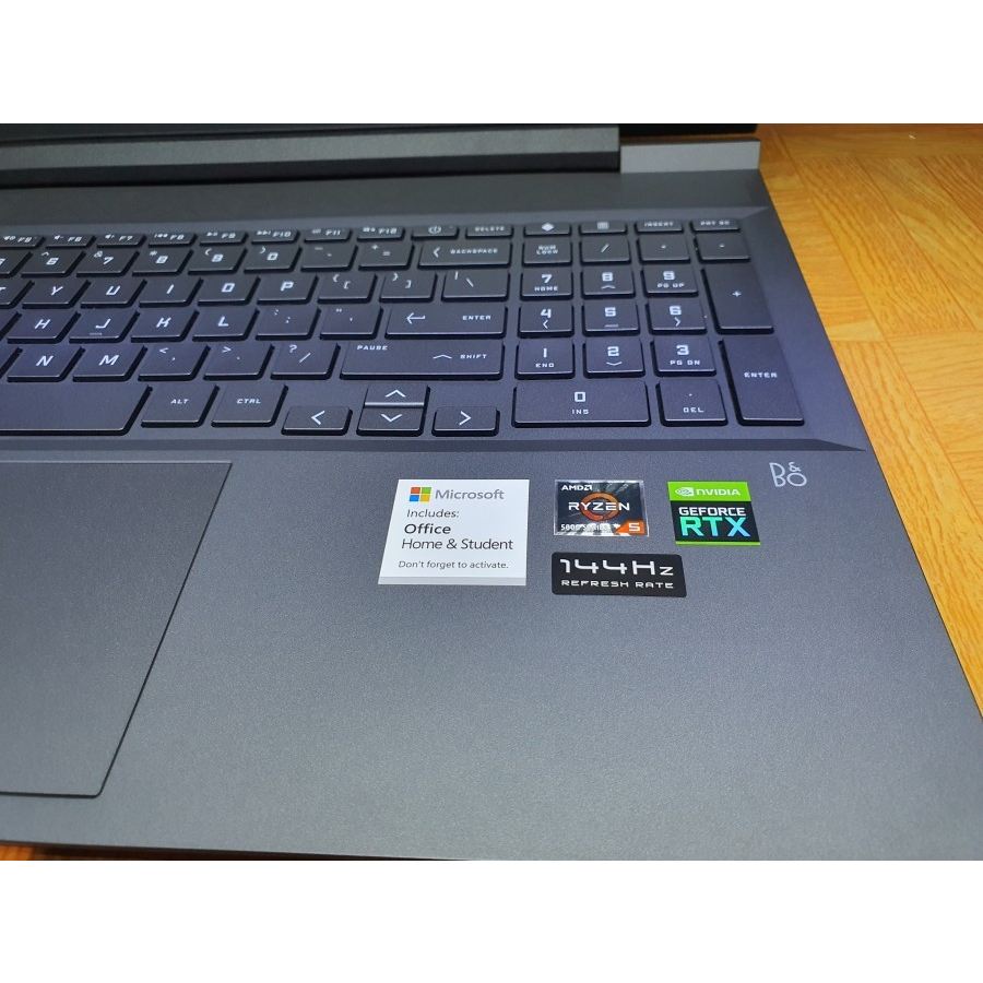 Victus by HP Laptop 16-e0088AX R5-5600H RTX 3060 not legion rog (UP)
