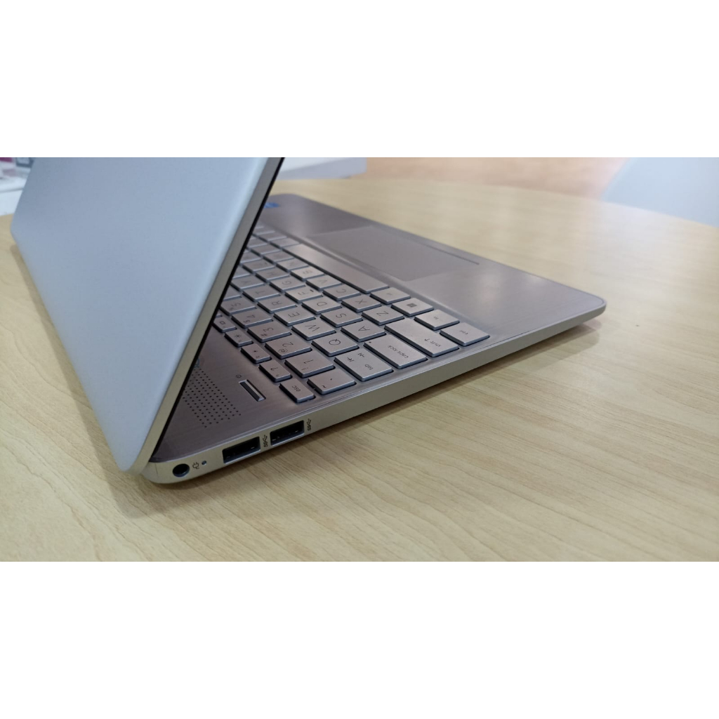 Laptop HP Murah HP 15 Intel i3 1115G4 16GB 512GB SSD FHD Windows 11