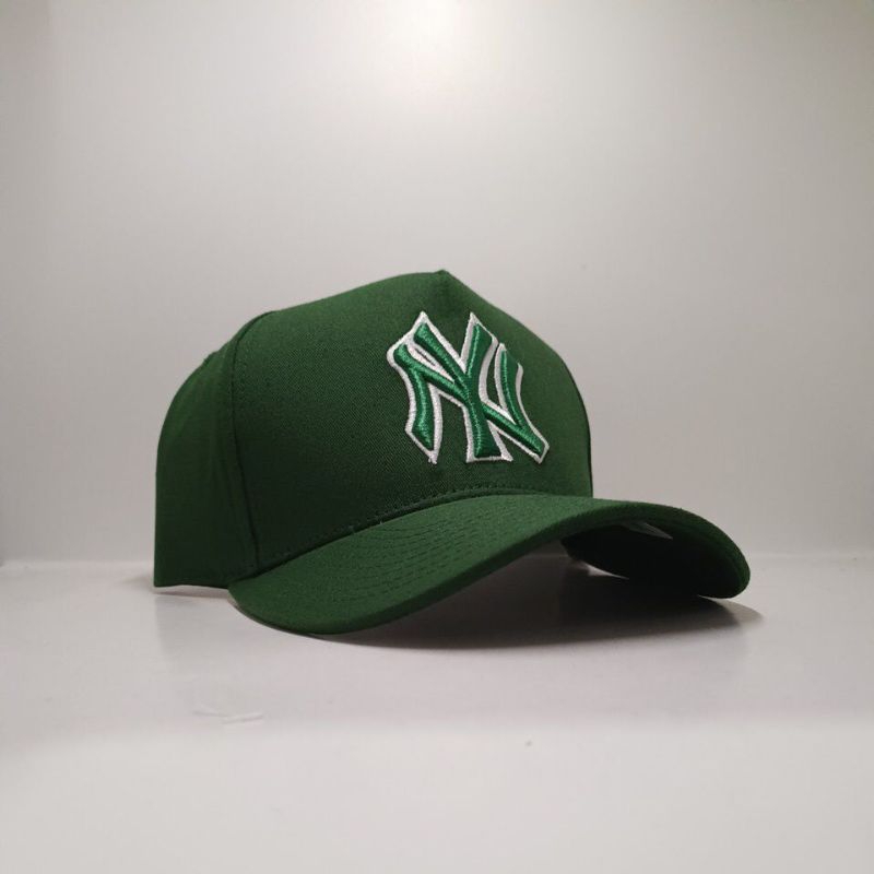 NY Hijau Botol List Putih Bahan Hijau Botol Topi Premium