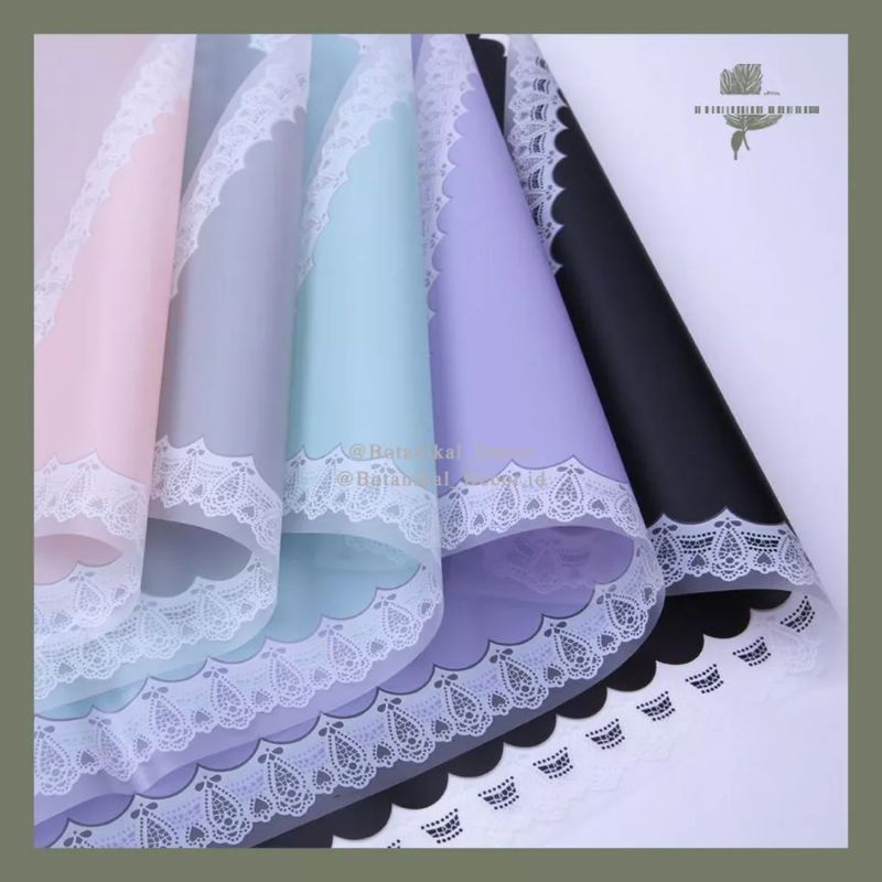 

5 lembar Kertas Buket Cellophane Motif Renda Waterproof