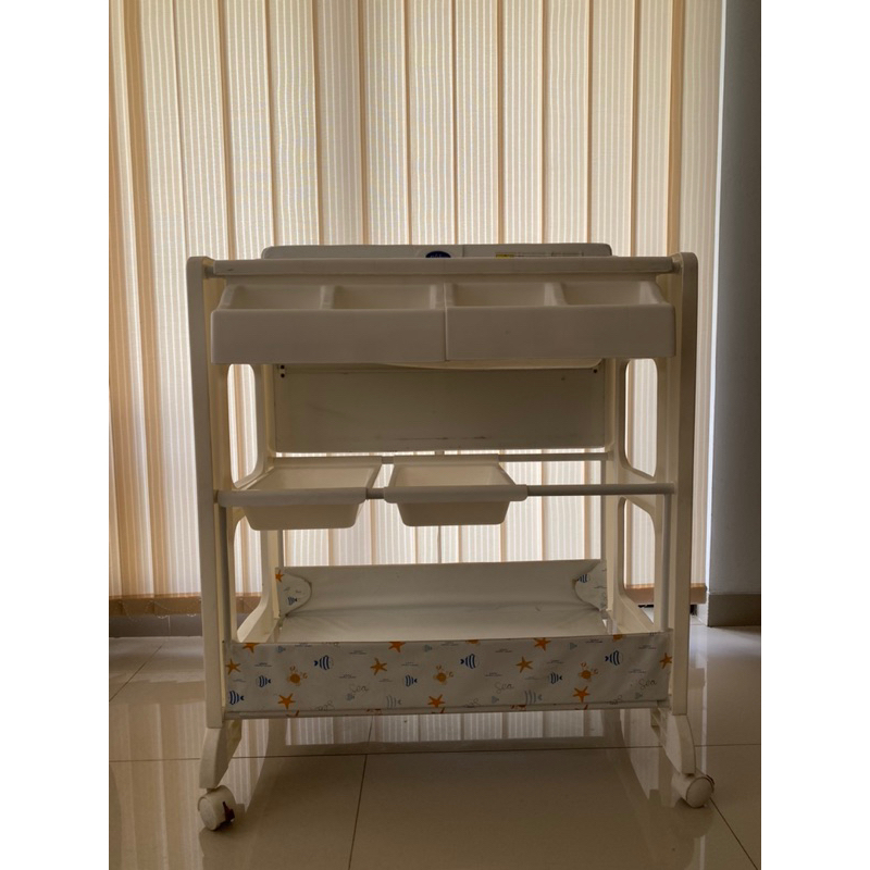 (SOLD) Baby tafel pliko changing table meja ganti baju bak mandi bayi merk PLIKO