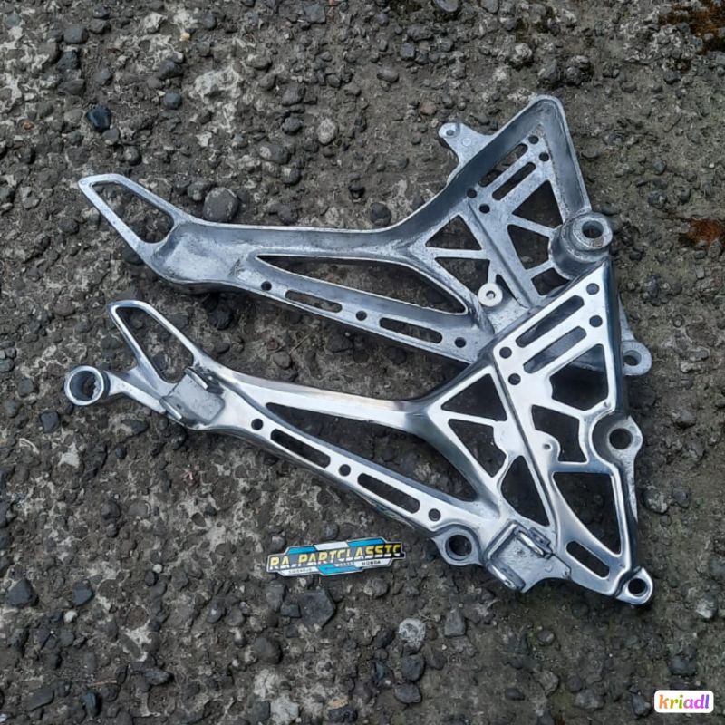 FOOTSTEP TIGER REVO COAK  POLES REPRO