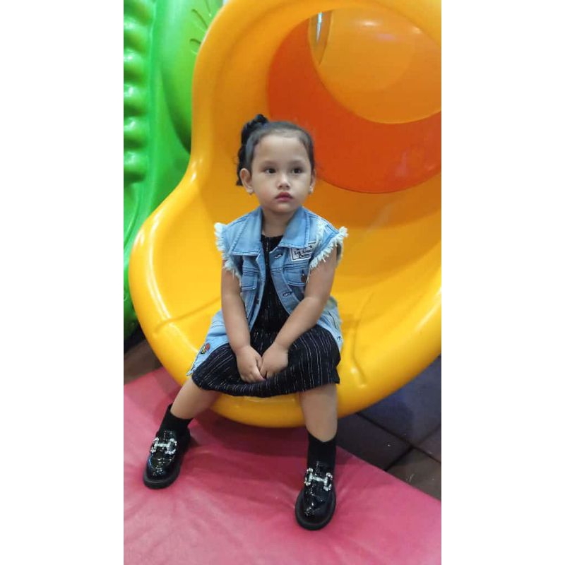 preloved sepatu boots anak perempuan