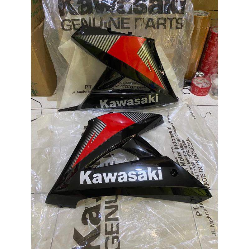 Sepasang Fairing bawah Ninja RR New 2014 merah