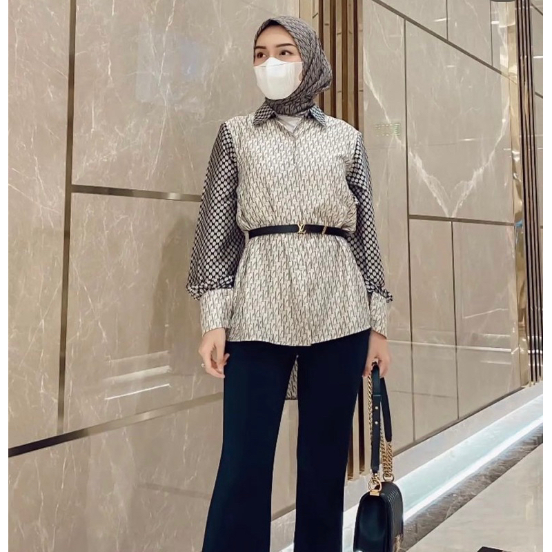 preloved mono shirt vanilla hijab