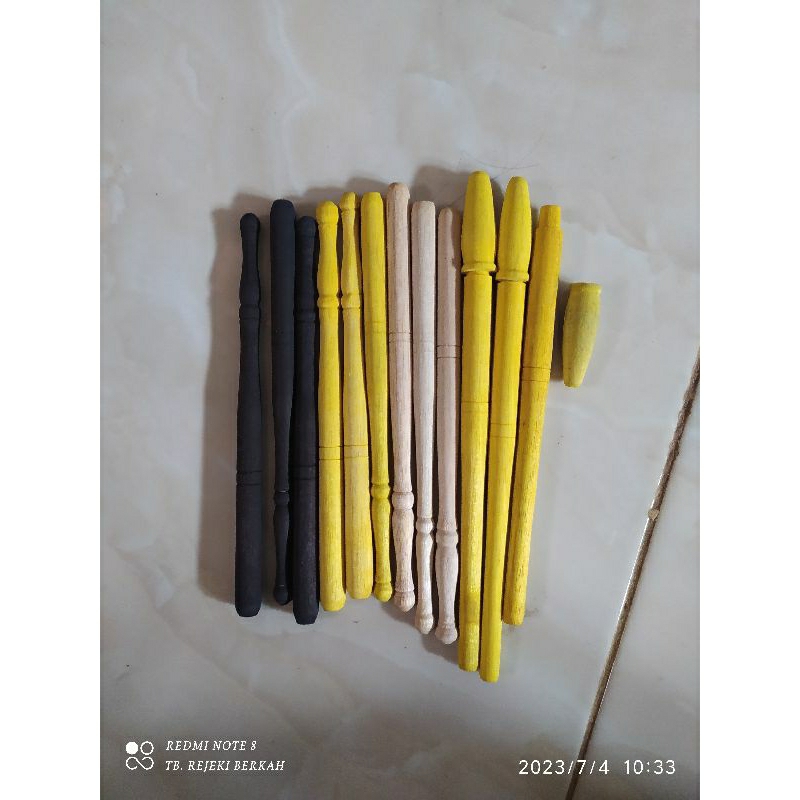 

gagang pena kayu pena tutul kayu pena pentul kayu pena celup kayu lugot kalam pen kayu pen pentul kayu pen tutul kayu pulpen kayu tanpa mata pena