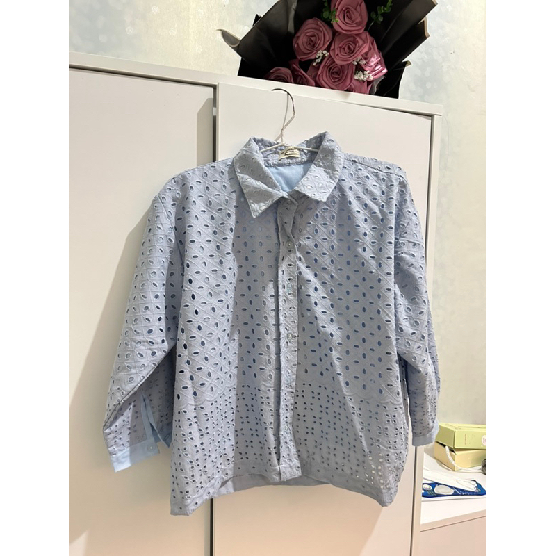 [PRELOVED] Daisy cotton bordir shirt SKY BLUE YAP OFFICIAL
