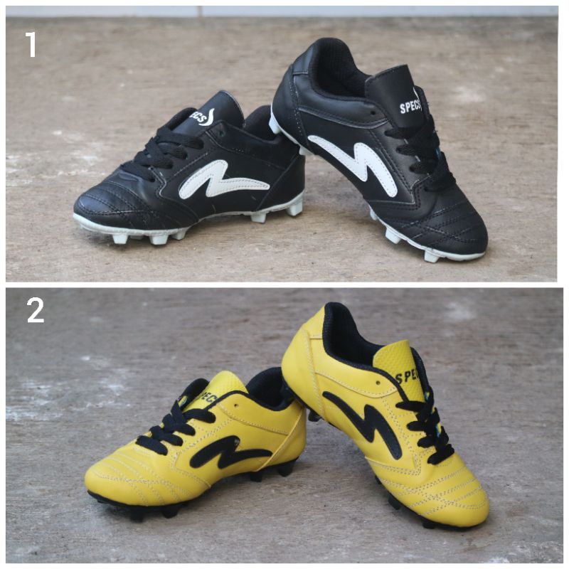 sepatu bola specs anak TK & SD ukuran 28-33 kulit sapi asli outsol sudah di jahit