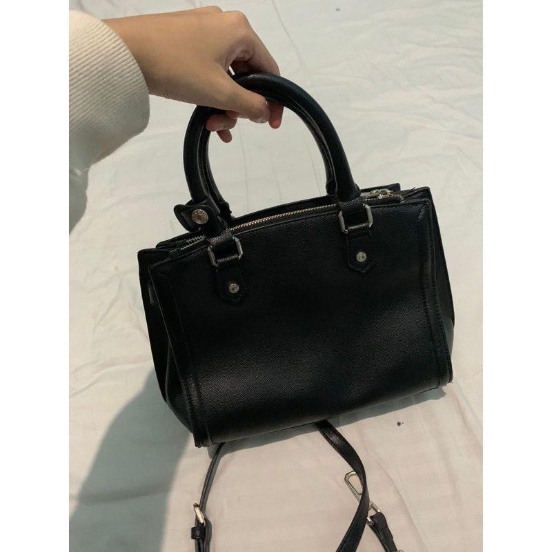 preloved hush puppies sheila top handle