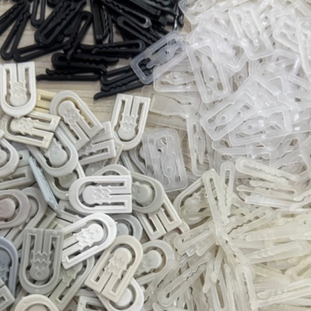 Klip Penjepit Baju Kemeja 100pcs  / klip buaya laundry lipatan baju