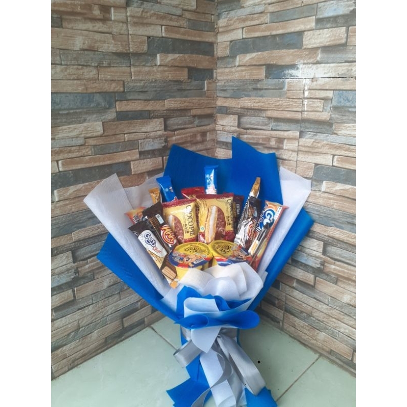 

Bouquet Snack / Buket Scack /Buket Coklat/Buket Wisuda/Buket Graduation by susiflorist