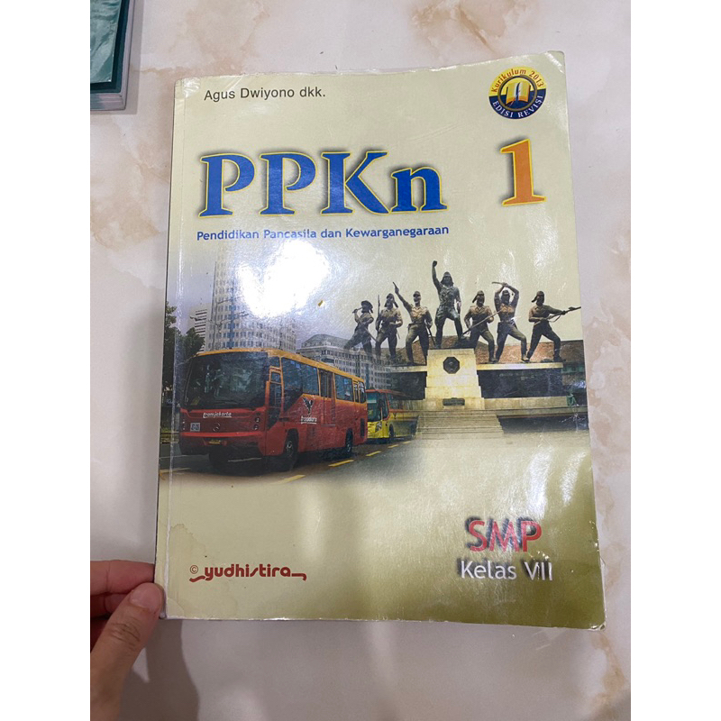 

PPKN kelas 7 yudihstira