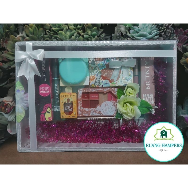 PAKET SESERAHAN HANTARAN NIKAH MAKE UP WANITA