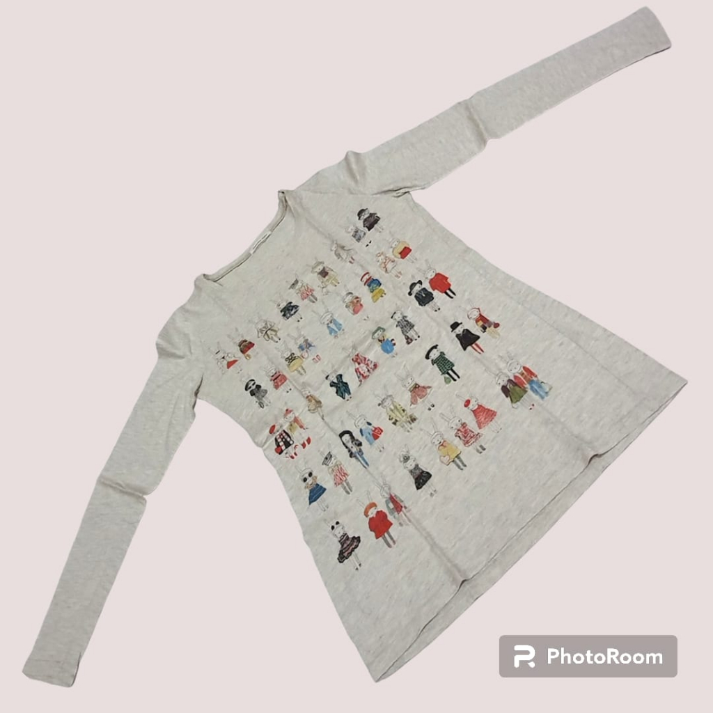 Baju Lengan Panjang warna Cream Merk Discovery Island