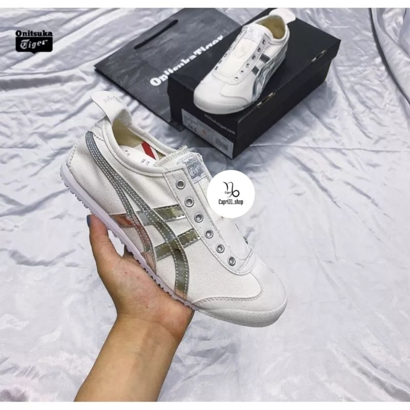 Sepatu Onitsuka Slip On White Silver Free Kaos Kaki