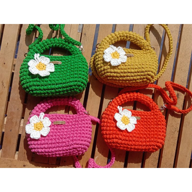 tas rajut beekabags hold me bag