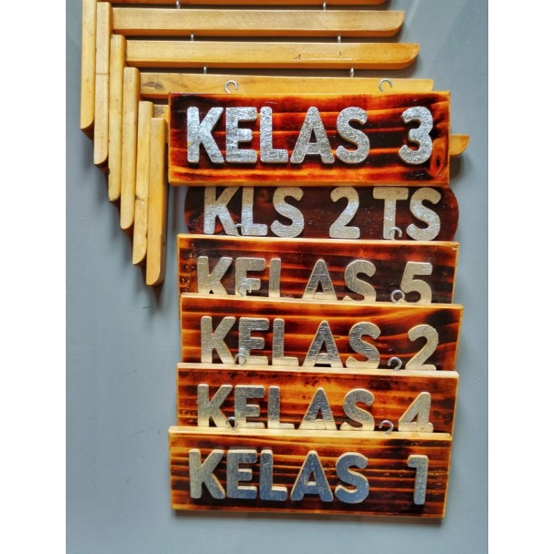 PAPAN NAMA KELAS/PAPAN NAMA GANTUNGAN/PAPAN NAMA KANTOR/PAPAN NAMA/NAMA HURUF/PAPAN TULIS