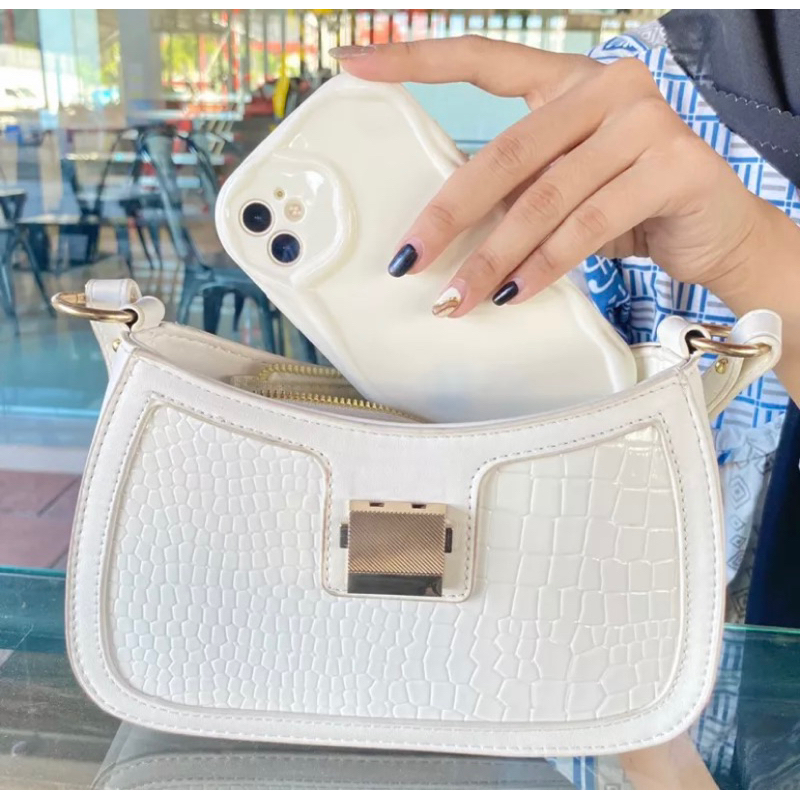 CASE IPHONE POLOS MOTIF GELOMBANG AESTETICK