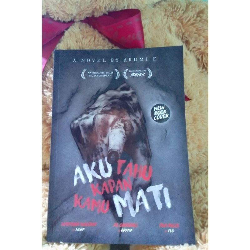 

preloved ─ novel ⎙ Aku Tahu Kapan Kamu Mati