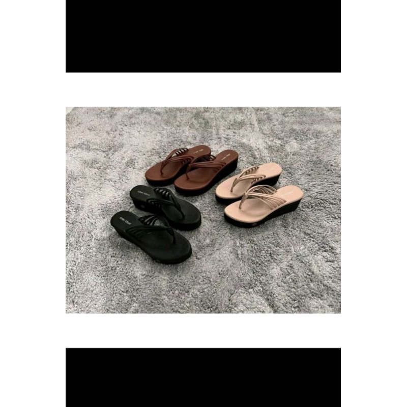 (THARIE) SANDAL BY ISRIN ISRAN original