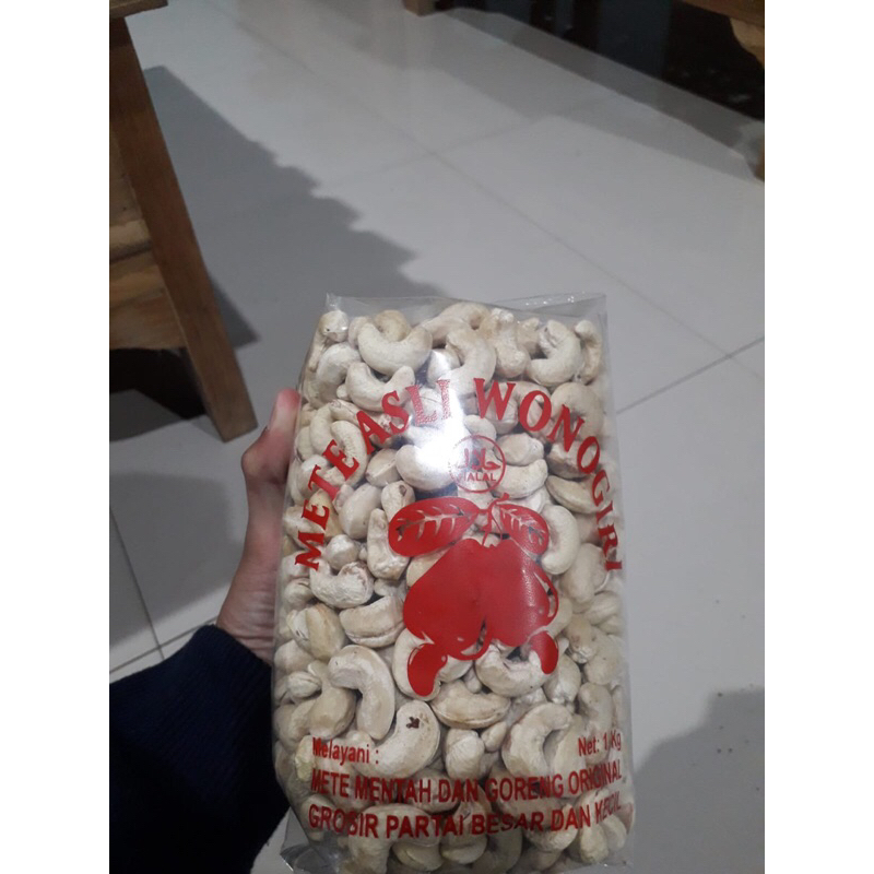

kacang mete mentah 1kg mede super fresh mente asli wonogiri