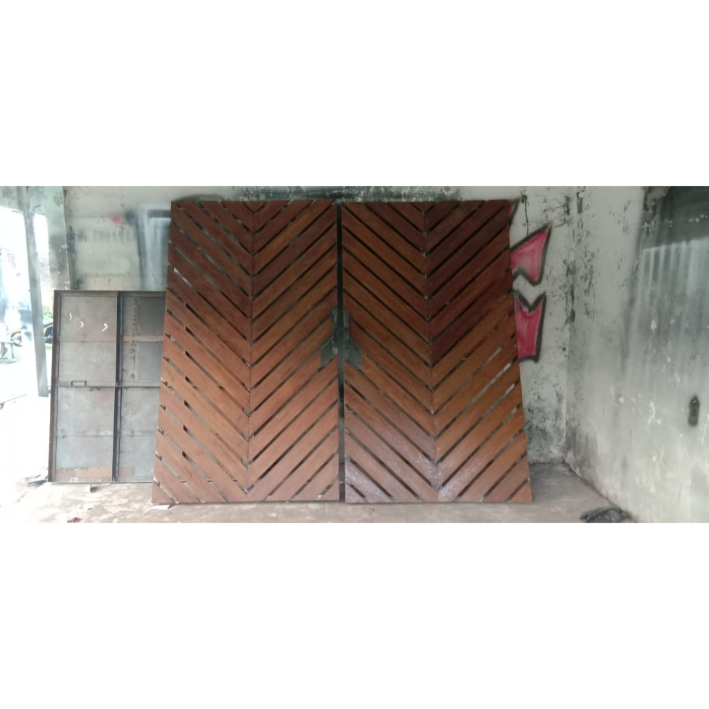 pagar conwood motif