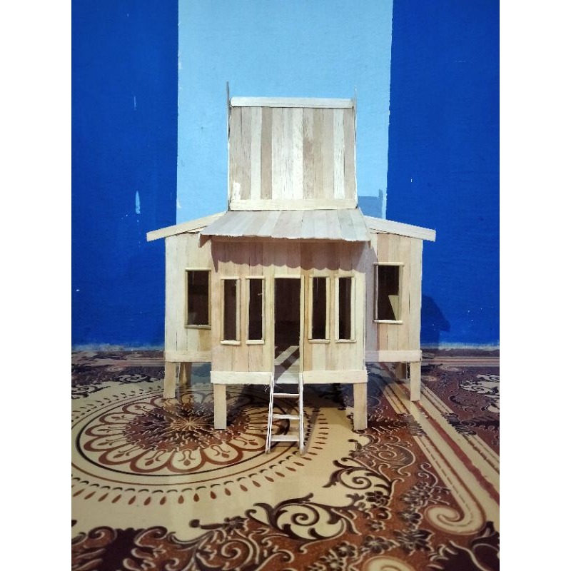 (READY SIAP KIRIM) Prakarya Miniatur kerajinan tangan rumah adat banjar pakai lampu dari stik es kri