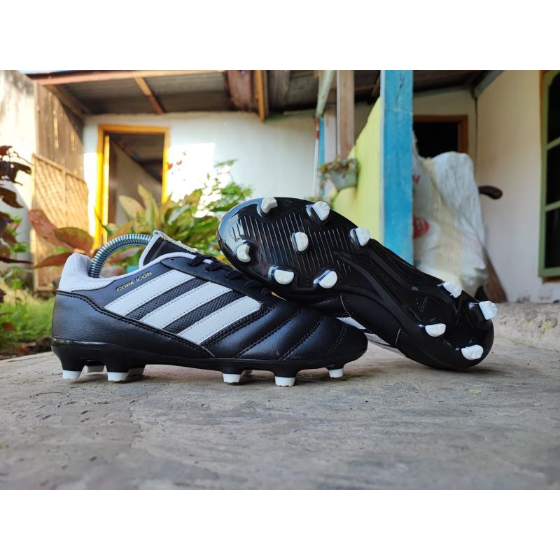 Soccer Adidas Copa icon FG - Black white