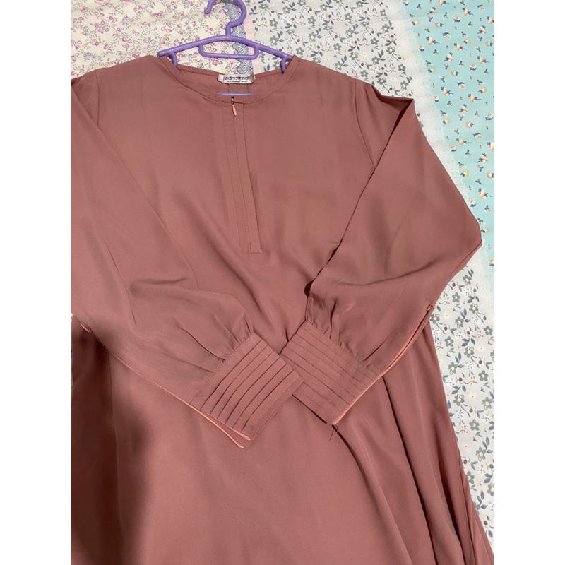 Preloved Gamis dan Khimar Zidni