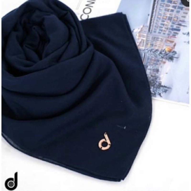 Deenay Polos Navy preloved