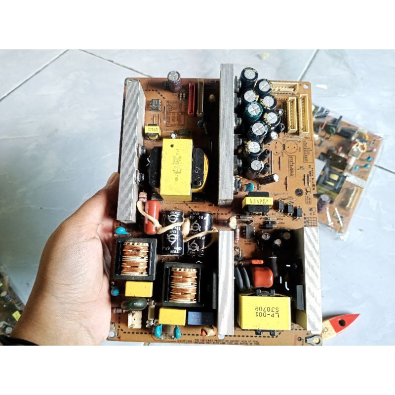 PSU POWER SUPLAY TV LG 32LC7R
