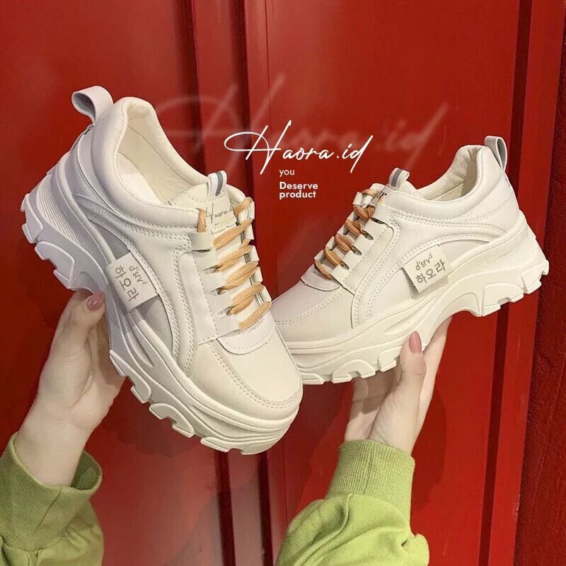 Sepatu Sneakers Wanita Korea HR01-11