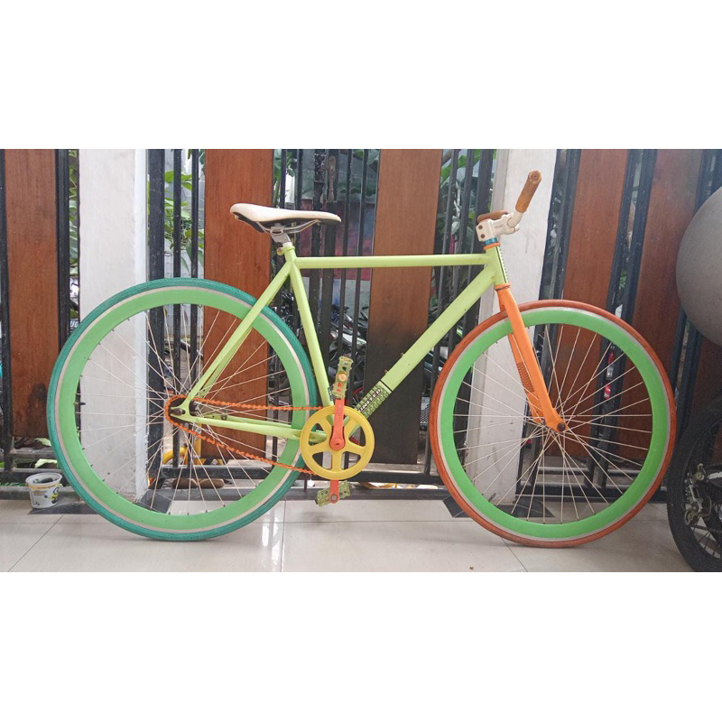 fixie UNITED soloist 02