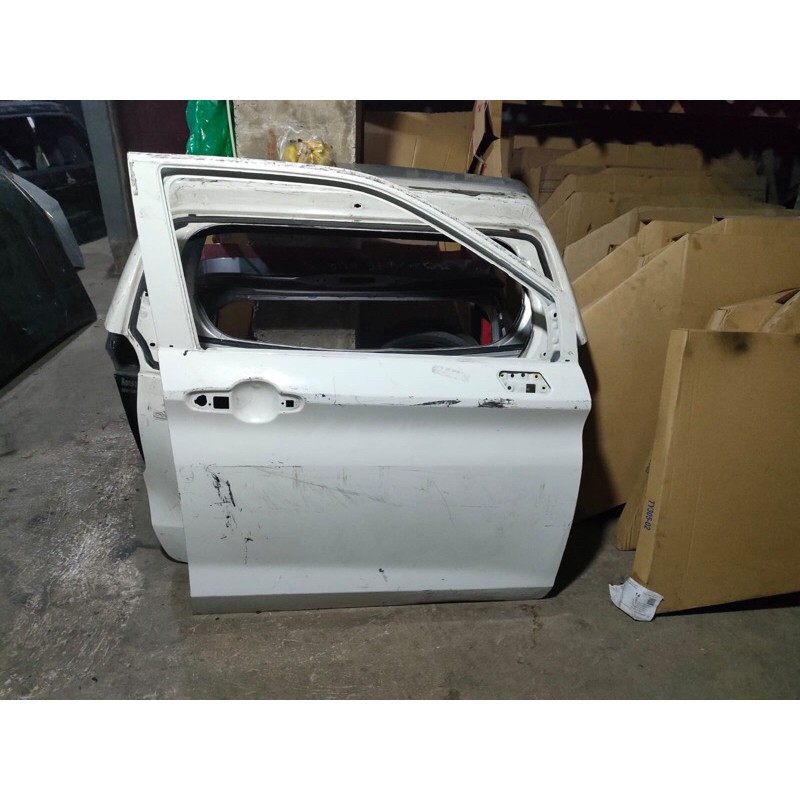 Pintu depan kann avanza 2022