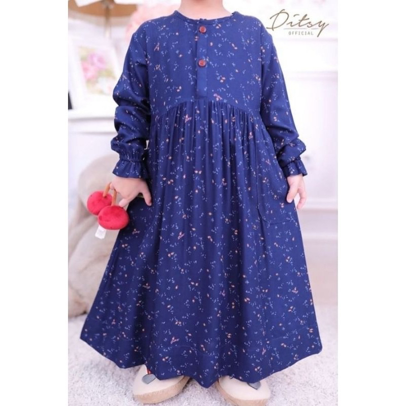 Ditsy Little Strawberry Darkblue Nightgown size 6