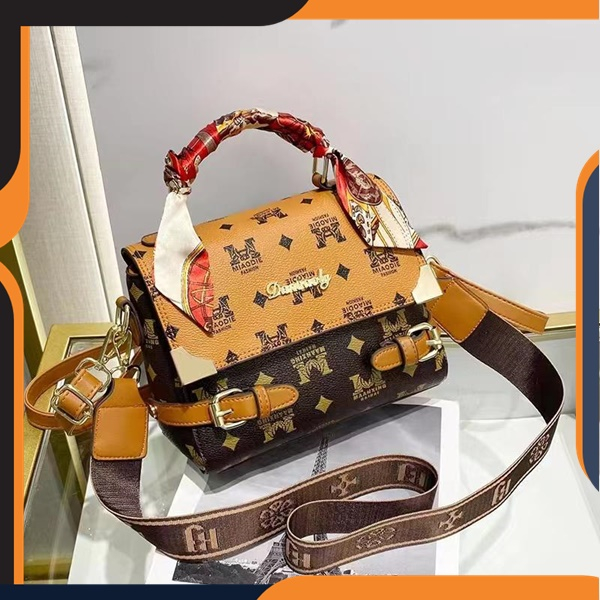 B8 Tas selempang mini wanita modis keren aesthetic import asli tas kado hang out