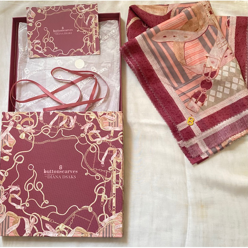 Chain 2 Buttonscarves Preloved