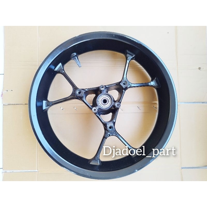 Velg Depan Yamaha Aerox Yamaha Original