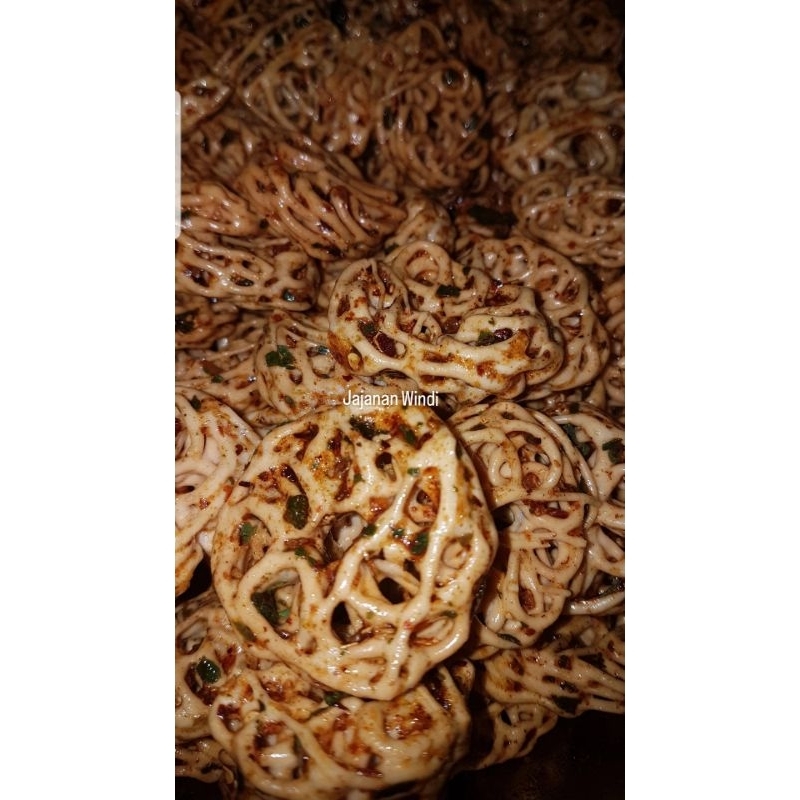 

KRUPUK MAWAR PEDAS DAUN JERUK (JAJANAN BY WINDI)